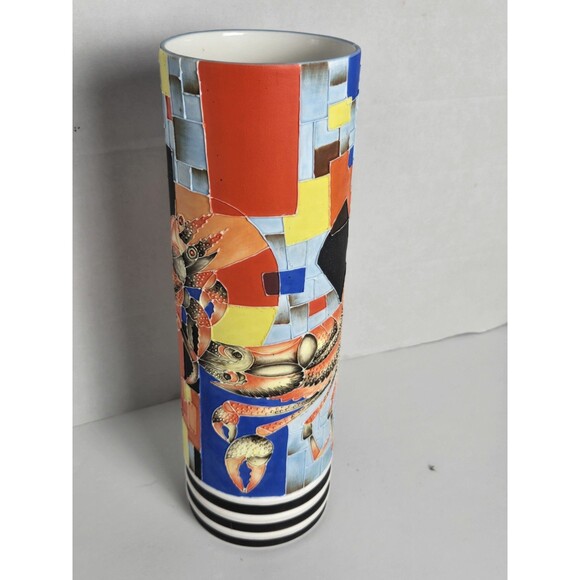 Minh Long Limited Edition  decorative vase featuring a colorful, mosaic-like... - Picture 3 of 7